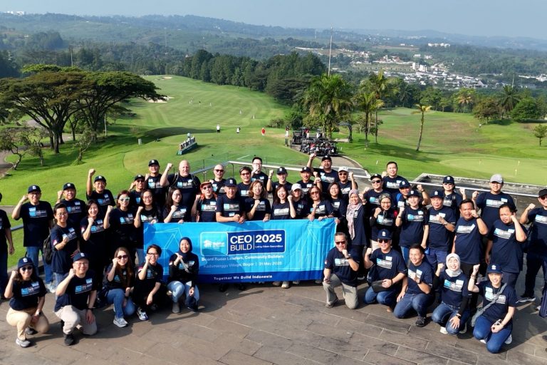 Header CEO Build