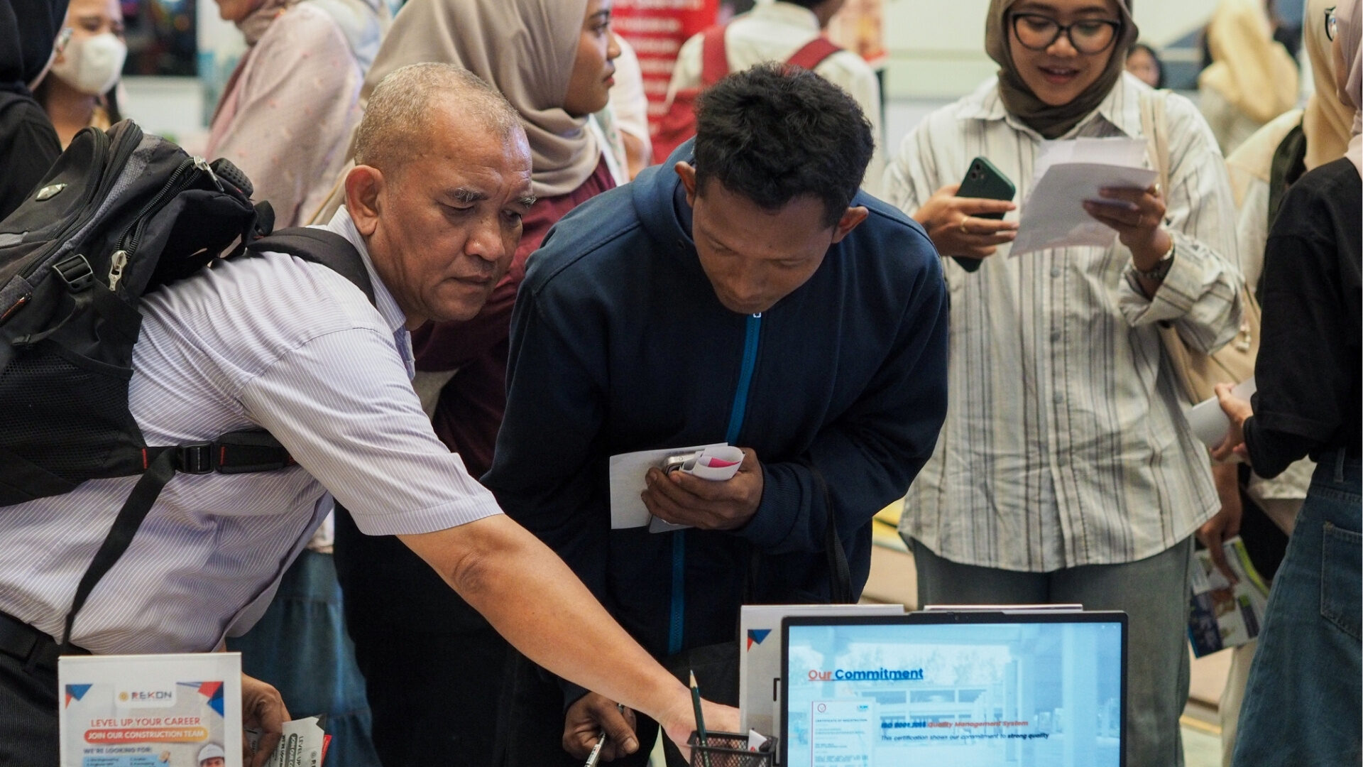 HU – Job Fair BMZ – 01