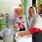 Harapan yang Mengepul dari Dapur Kecil Milik Ibu Sri