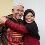 Tujuh Tahun Menanti Rumah Layak: Perjuangan Nining Merawat Orang Tua di Tengah Keterbatasan